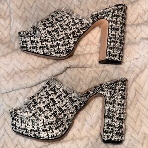 ‘JustFab’ Heather Throwback Heels